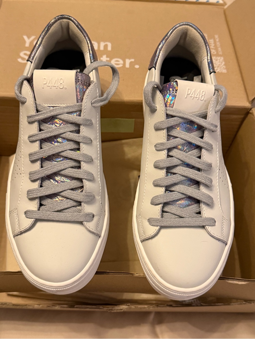 P448 Thea 2 Women's Gray Leather Sneakers With Iridescent Accent